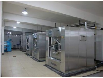 天津市水洗厂转让一套二手洗涤设备100公斤洗脱机