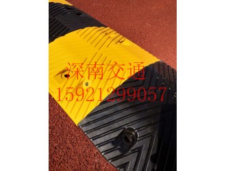 上海橡胶减速带 高强减速带厂家 橡胶减速带规格