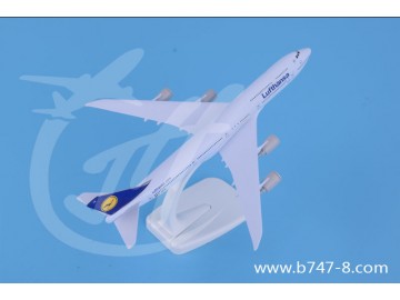 飞机模型波音B747-8汉莎航空金属静态摆件航模20cm